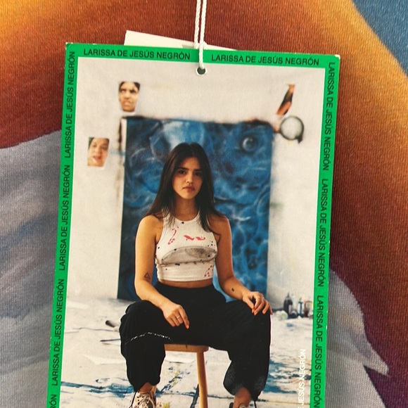 Zara Artistic Graphic Short Sleeve Tee x Larissa De Jesus Negron Size Small NWT - Picture 3 of 7